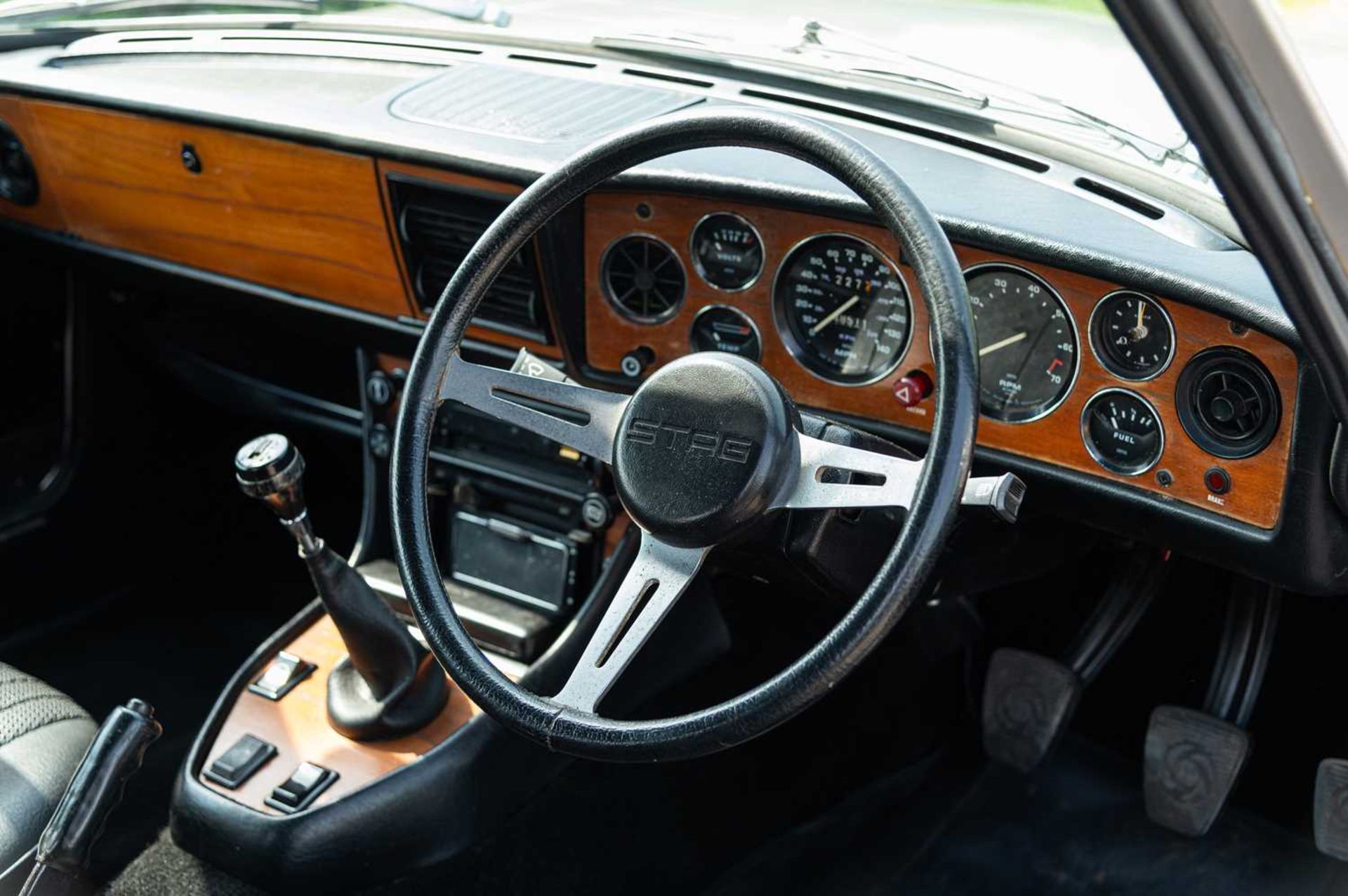 1974 Triumph Stag ***NO RESERVE*** Fully-restored example, equipped with manual overdrive transmissi - Image 62 of 83