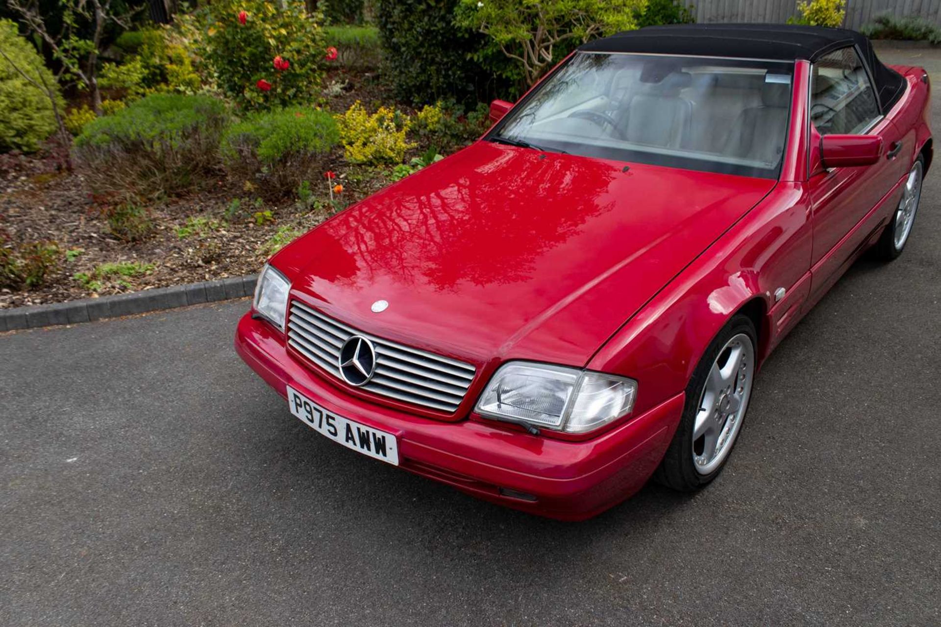 1997 Mercedes 320SL ***NO RESERVE*** Complete with desirable panoramic hardtop  - Image 52 of 94
