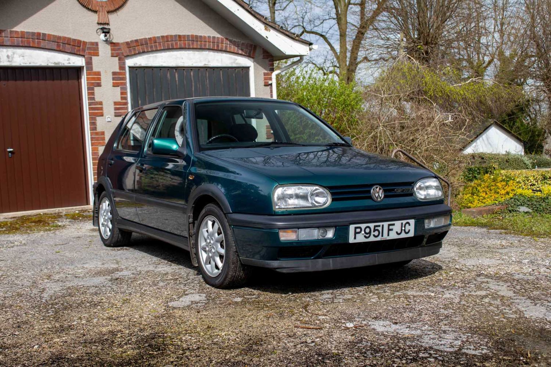 1996 Volkswagen Golf GTi ***NO RESERVE*** Highly-original, timewarp example, one-family ownership wi - Image 12 of 96