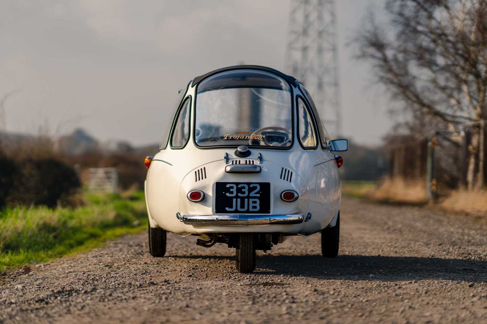 1964 Heinkel Trojan 200 ***NO RESERVE*** An ultra-rare RHD home market car, with the same owner for  - Image 10 of 29