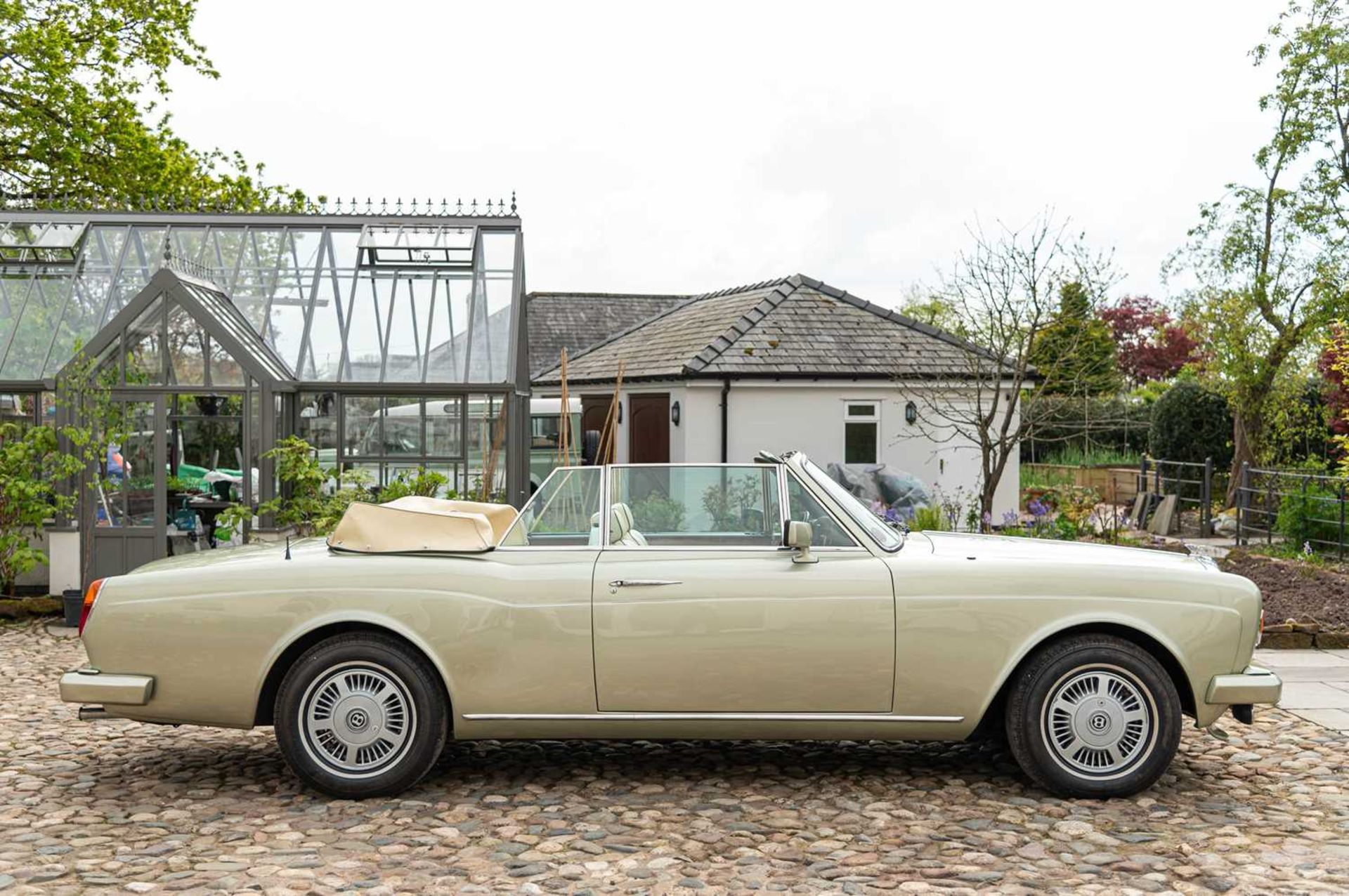 1985 Bentley Continental Convertible Rare early carburettor model by Mulliner Park Ward - Image 14 of 76