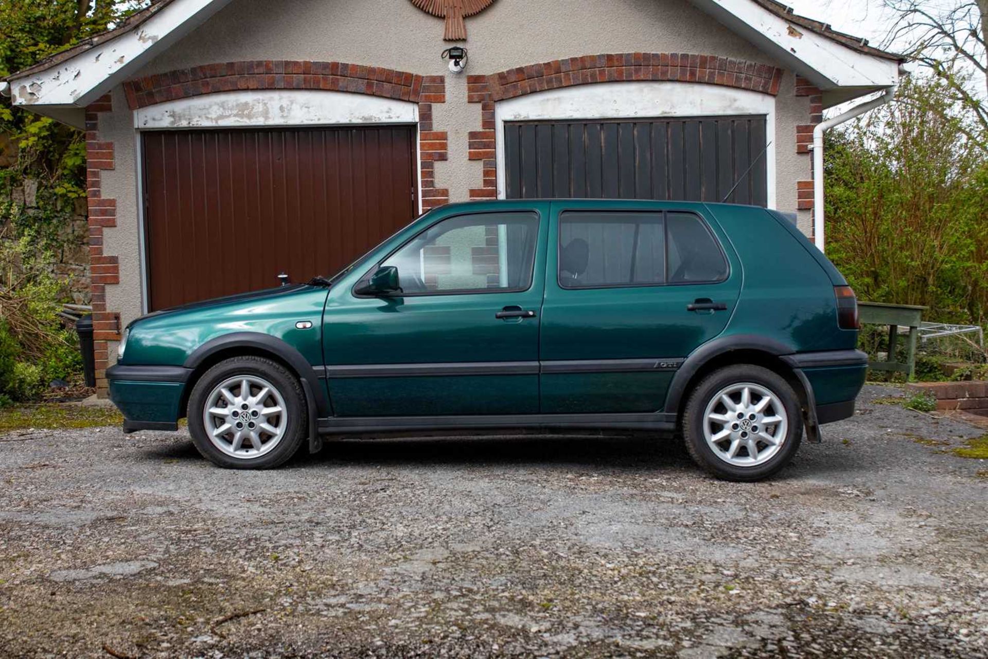 1996 Volkswagen Golf GTi ***NO RESERVE*** Highly-original, timewarp example, one-family ownership wi - Image 6 of 96