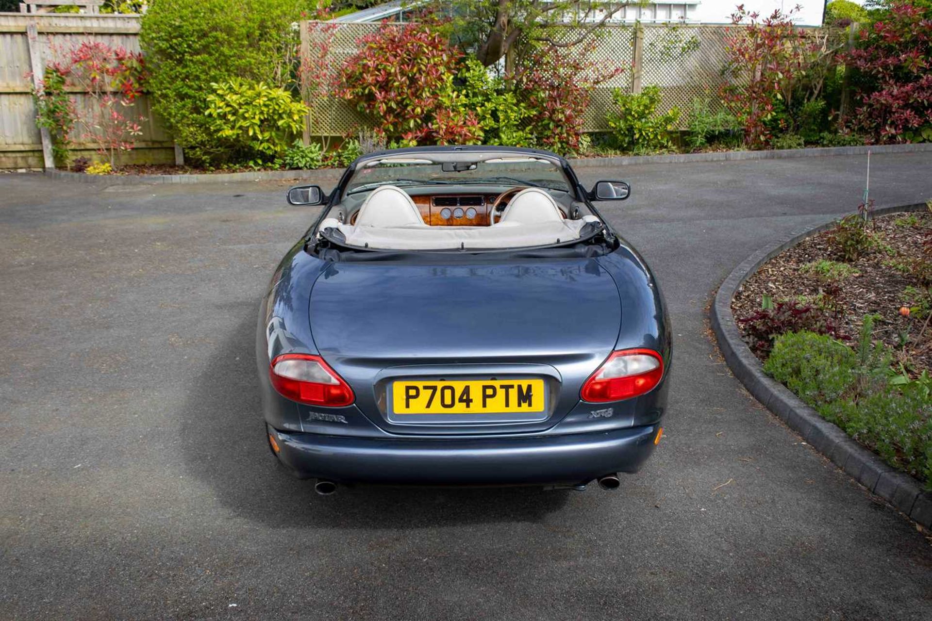 1997 Jaguar XK8 Convertible ***NO RESERVE*** Only one former keeper and full service history  - Image 16 of 89