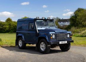 2007 Land Rover Defender 90 County Powered by the 2.4-litre TDCi unit and features numerous tastefu