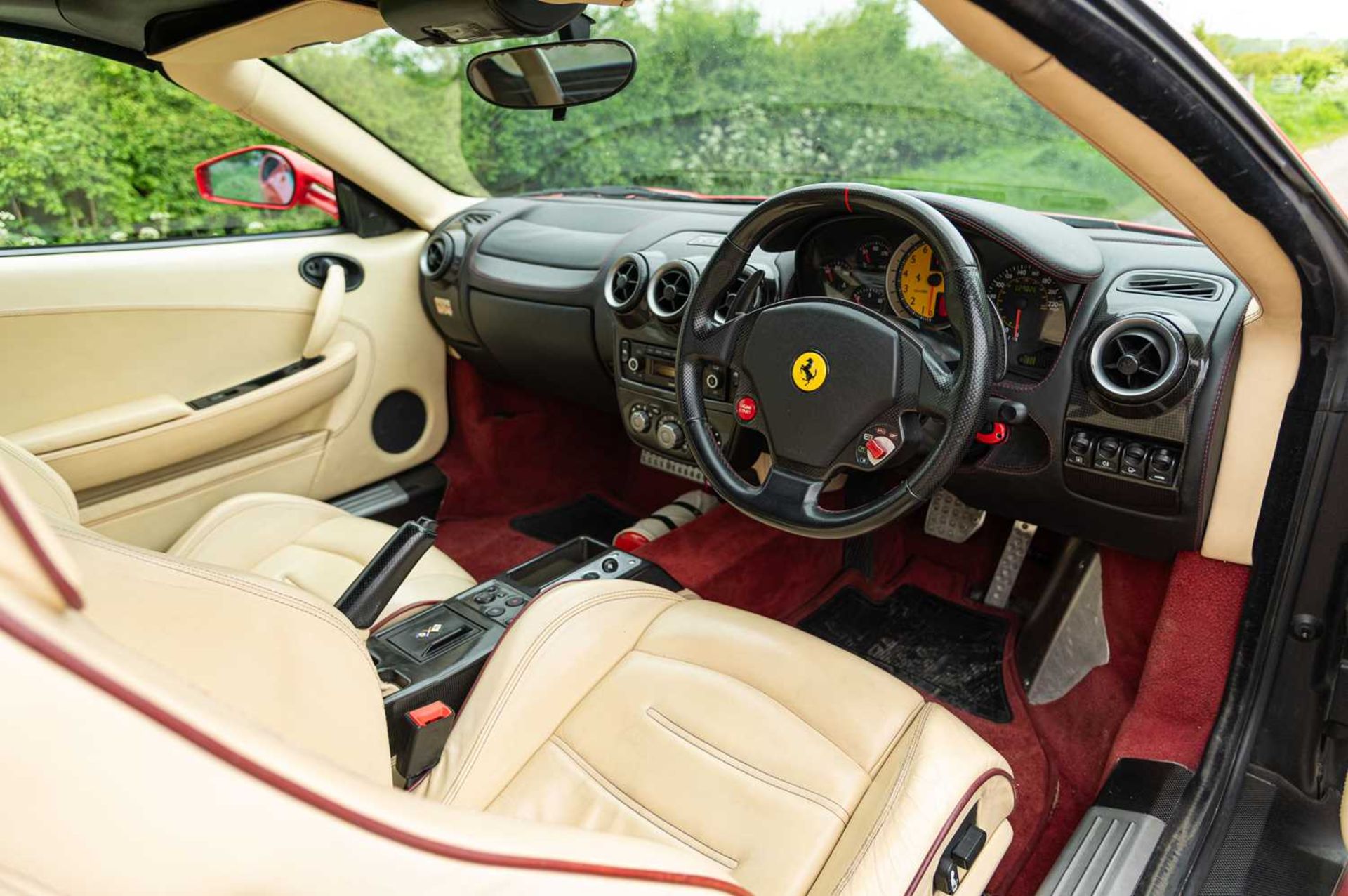 2005 Ferrari F430 Spider Well-specified F1 model finished in Rosso Corsa, over Crema with numerous c - Image 36 of 75