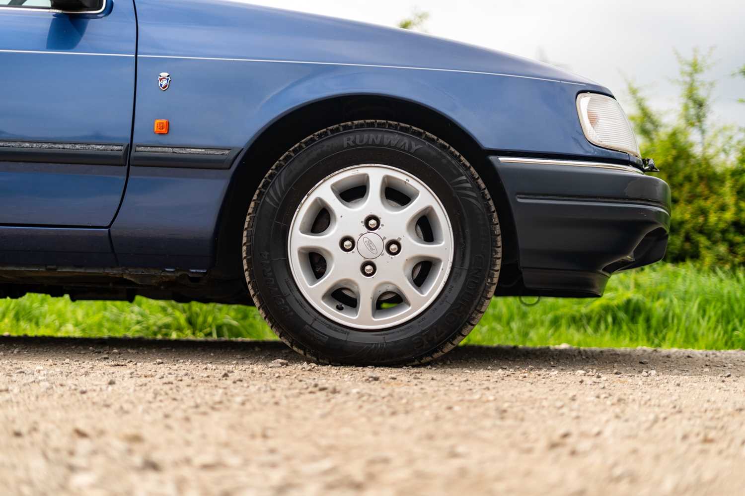 1990 Ford Sierra Ghia ***NO RESERVE***  A timewarp example with just 20,000 warranted miles from new - Image 25 of 60