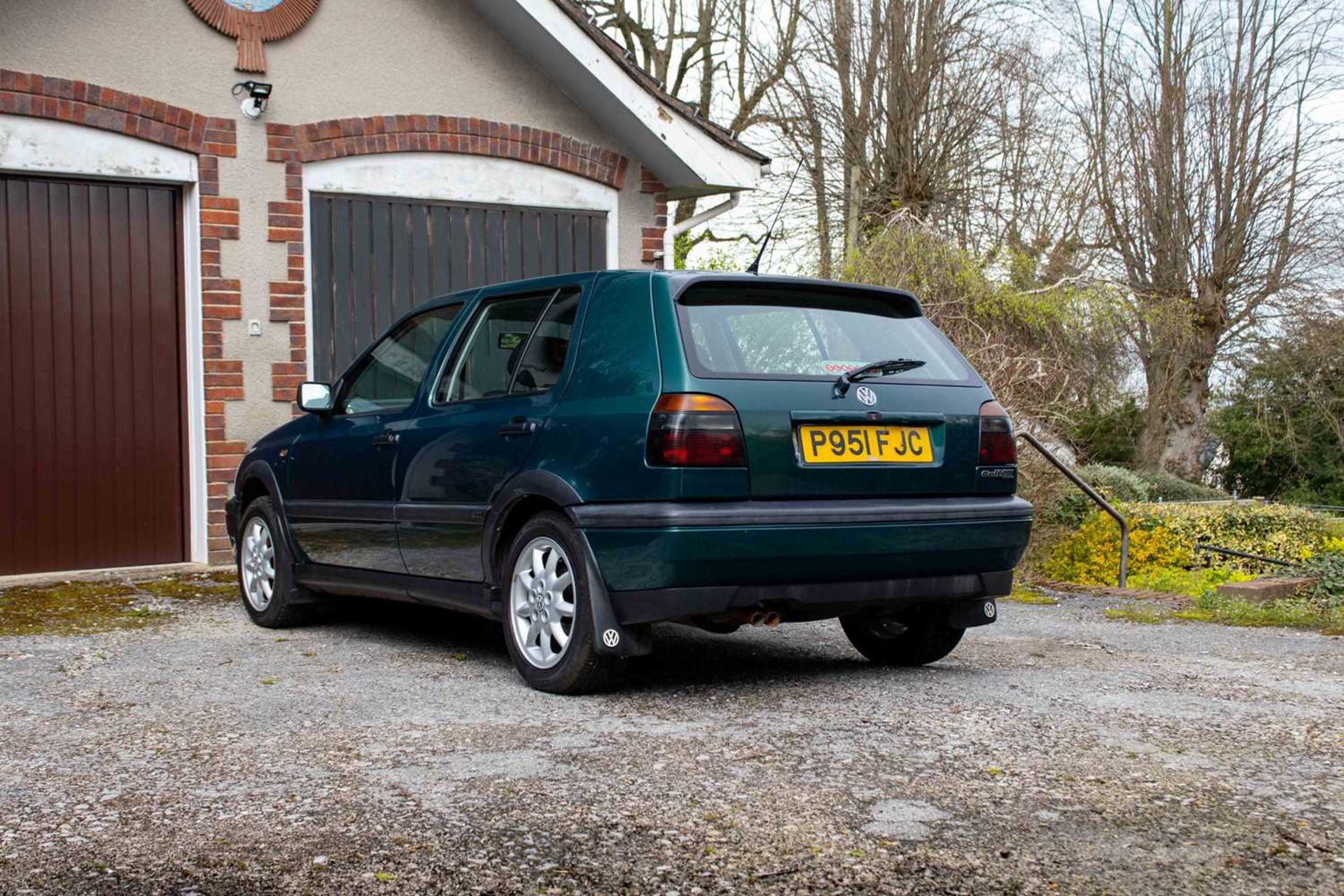 1996 Volkswagen Golf GTi ***NO RESERVE*** Highly-original, timewarp example, one-family ownership wi - Image 7 of 96