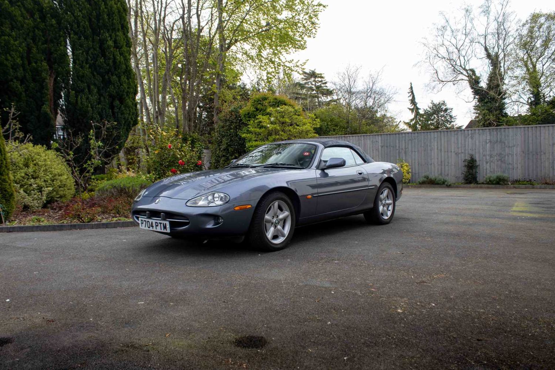 1997 Jaguar XK8 Convertible ***NO RESERVE*** Only one former keeper and full service history  - Image 7 of 89
