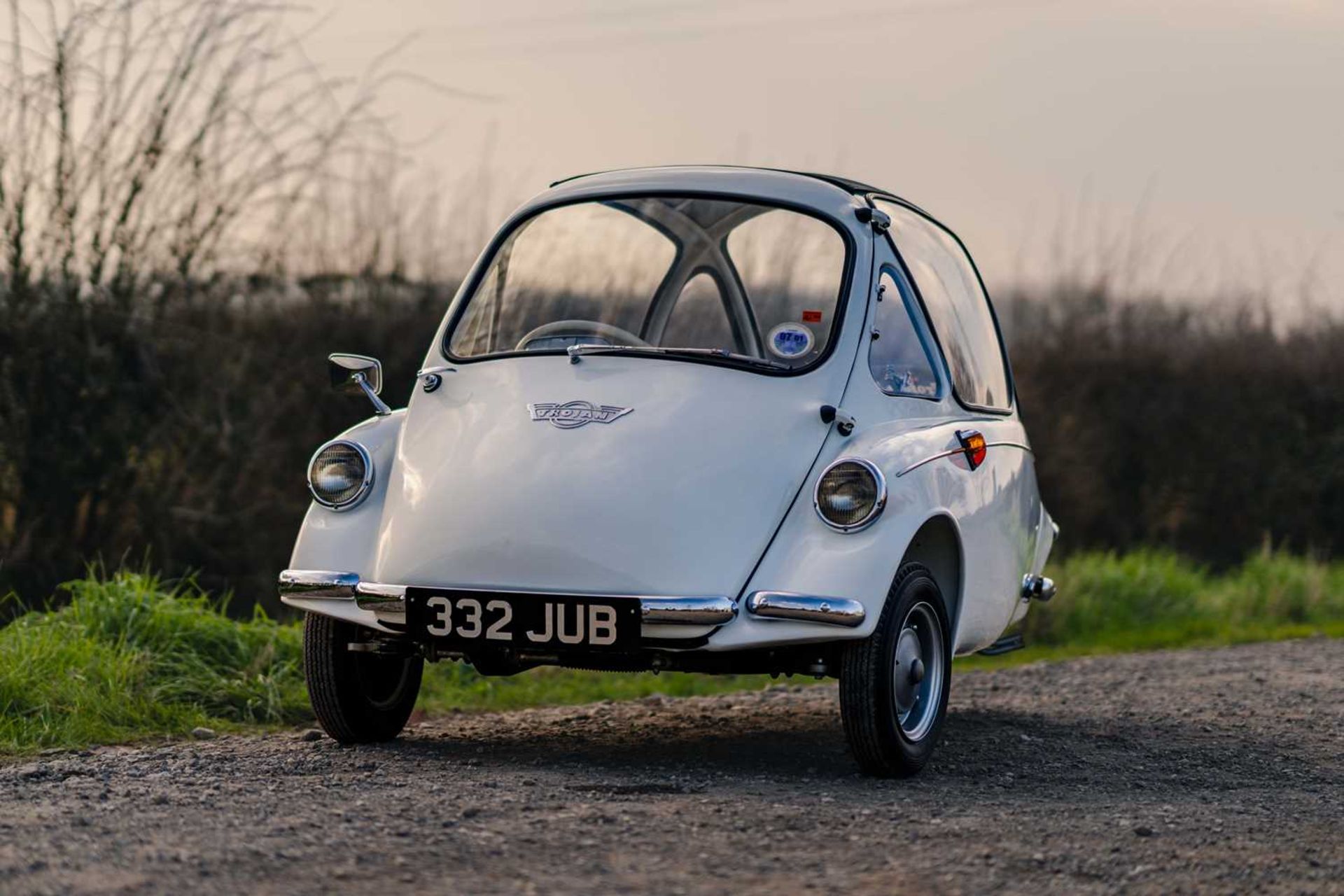 1964 Heinkel Trojan 200 ***NO RESERVE*** An ultra-rare RHD home market car, with the same owner for  - Image 8 of 29