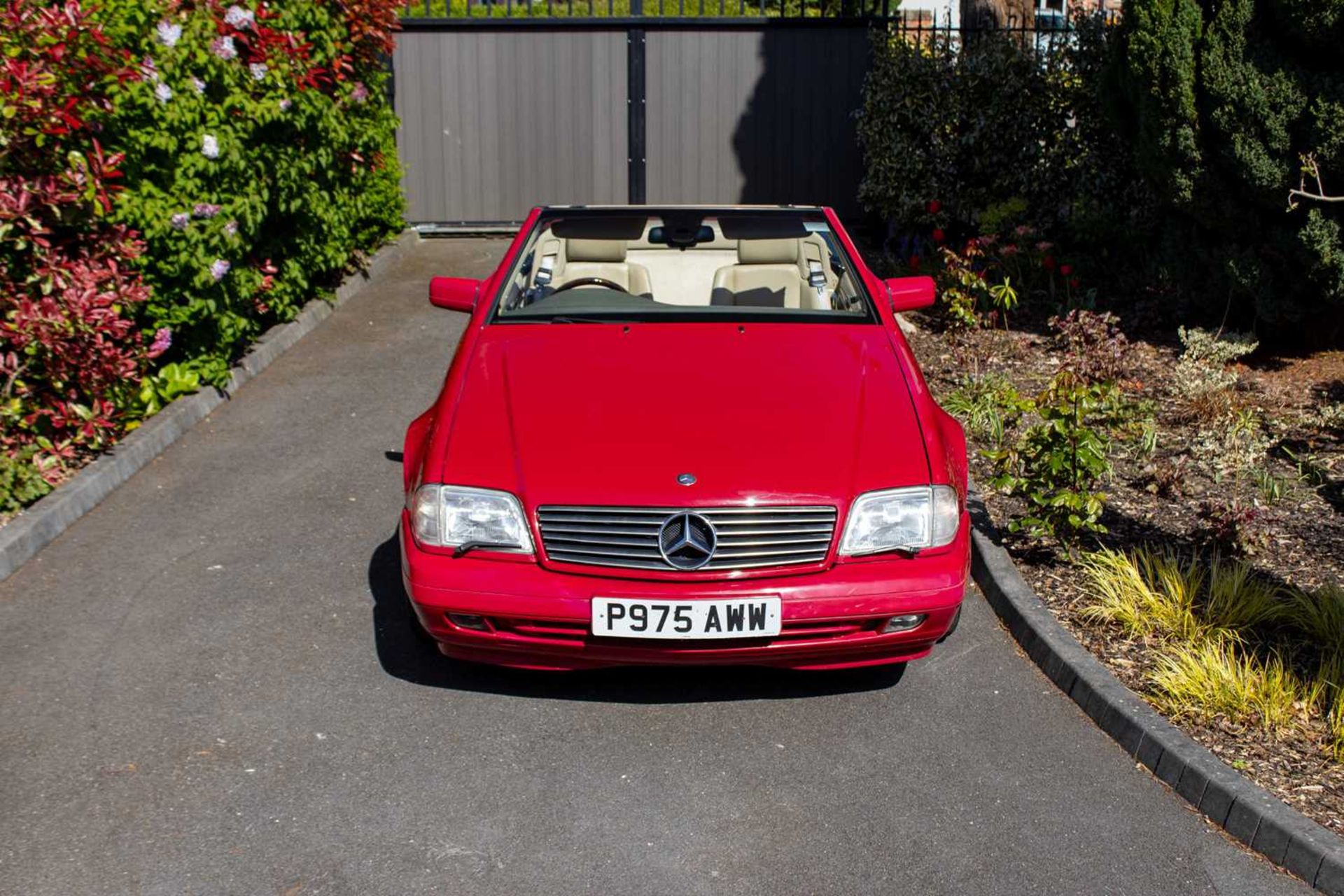 1997 Mercedes 320SL ***NO RESERVE*** Complete with desirable panoramic hardtop  - Image 6 of 94