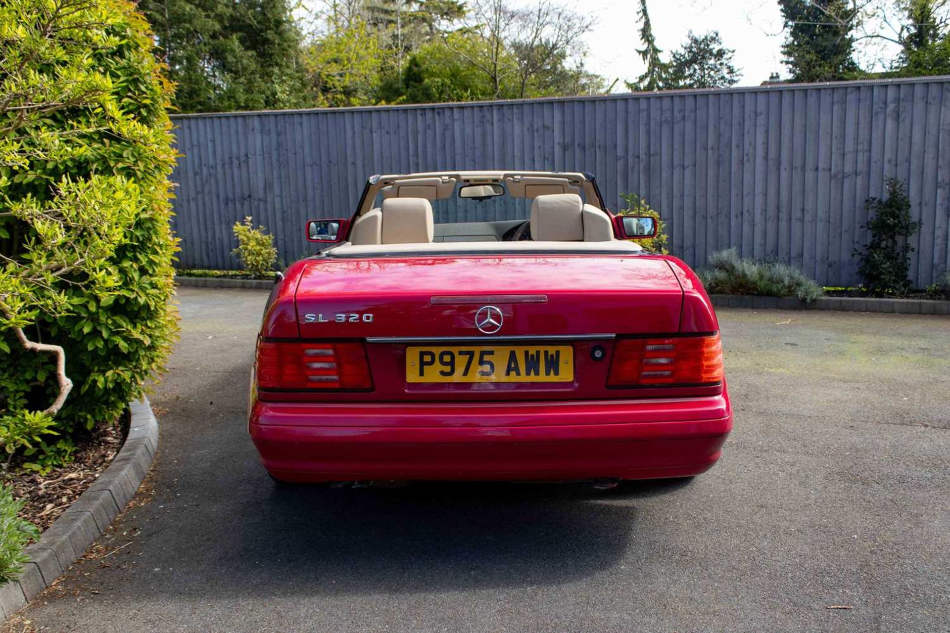 1997 Mercedes 320SL ***NO RESERVE*** Complete with desirable panoramic hardtop  - Image 19 of 94