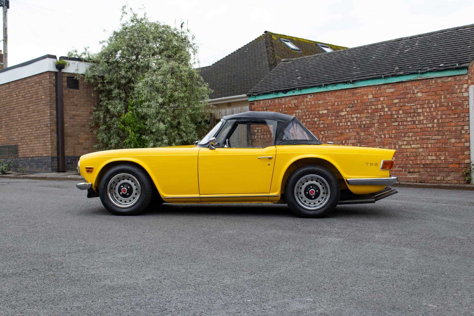 1973 Triumph TR6   A home-market, RHD fully restored example, finished in mimosa yellow - Image 10 of 99