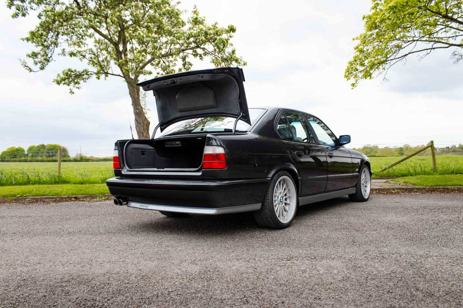 1992 BMW M5 ***NO RESERVE***  A range-topping E34 from BMW's M Division, an increasingly rare opport - Image 75 of 85