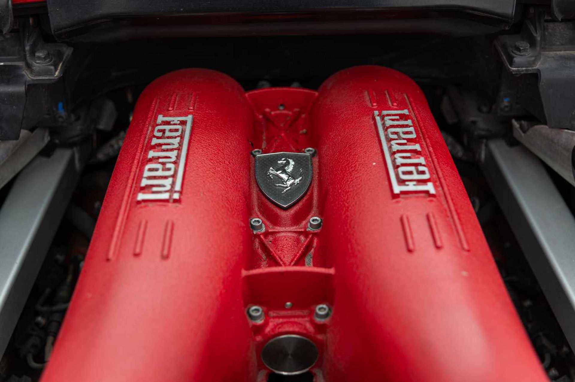 2005 Ferrari F430 Spider Well-specified F1 model finished in Rosso Corsa, over Crema with numerous c - Image 48 of 75