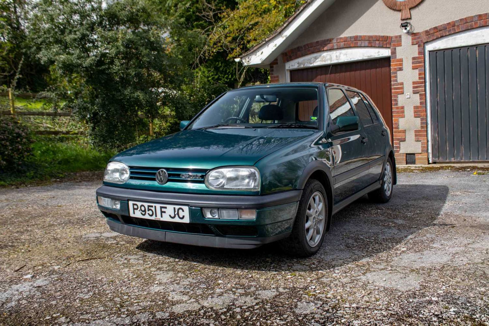 1996 Volkswagen Golf GTi ***NO RESERVE*** Highly-original, timewarp example, one-family ownership wi - Image 5 of 96
