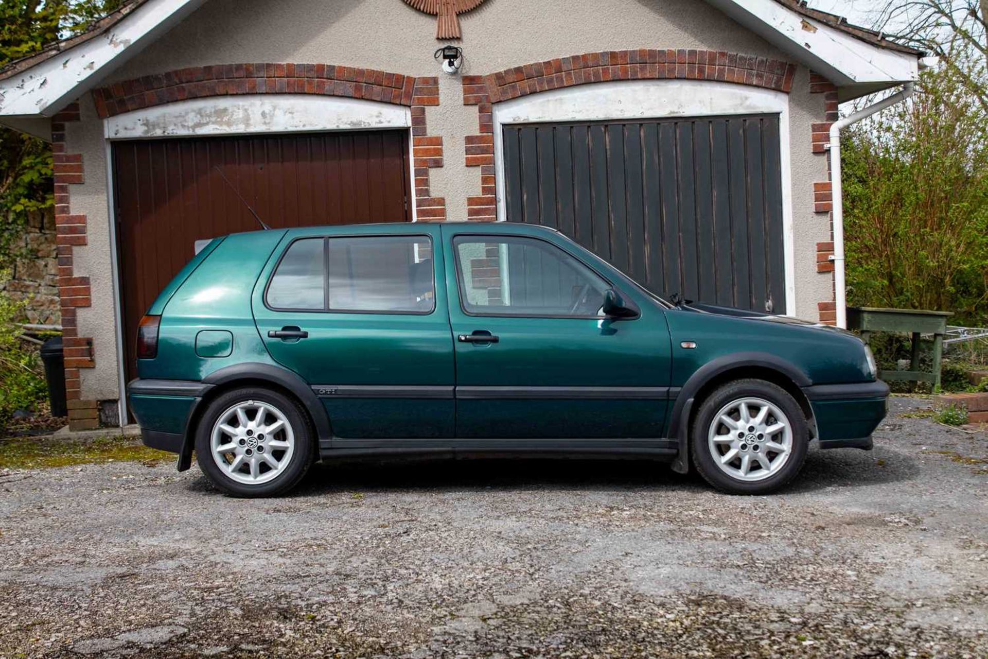 1996 Volkswagen Golf GTi ***NO RESERVE*** Highly-original, timewarp example, one-family ownership wi - Image 13 of 96