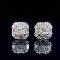 princess square earrings