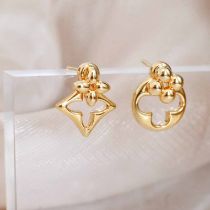 18K gold asymmetric stud earrings