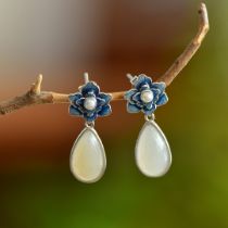 Silver inlaid Hetian jade drop earrings with icing on the cake