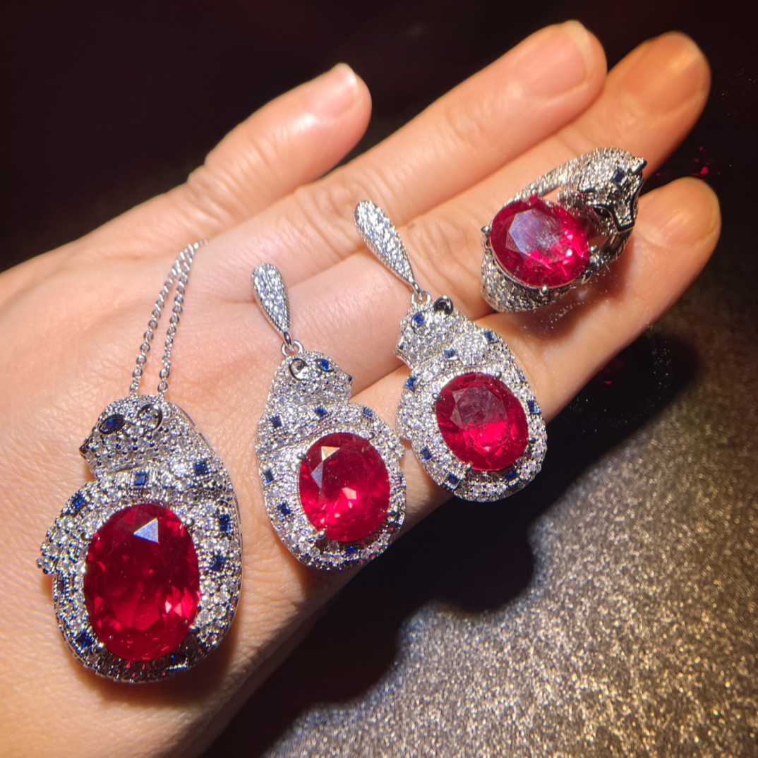 Ruby and diamond jewelry three-piece set - Bild 2 aus 8