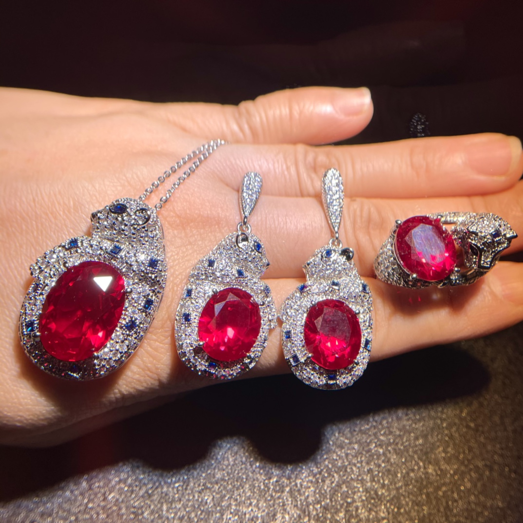 Ruby and diamond jewelry three-piece set - Bild 3 aus 8