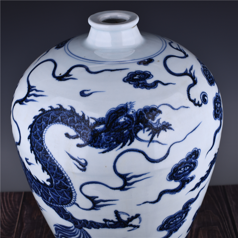 Yuan blue and white suma Liqing material plum vase with cloud and dragon pattern - Bild 6 aus 9
