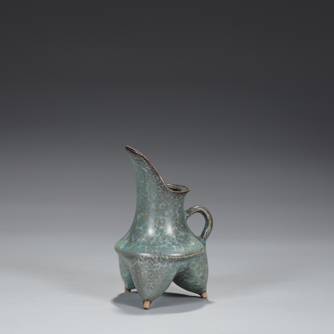 Southern Song Dynasty Xiunei Siguan kiln borneol pattern wine bottle - Image 2 of 9