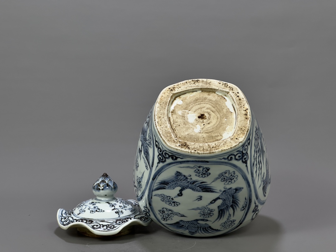 Ming Hongwu blue and white phoenix pattern lotus leaf jar - Image 9 of 9