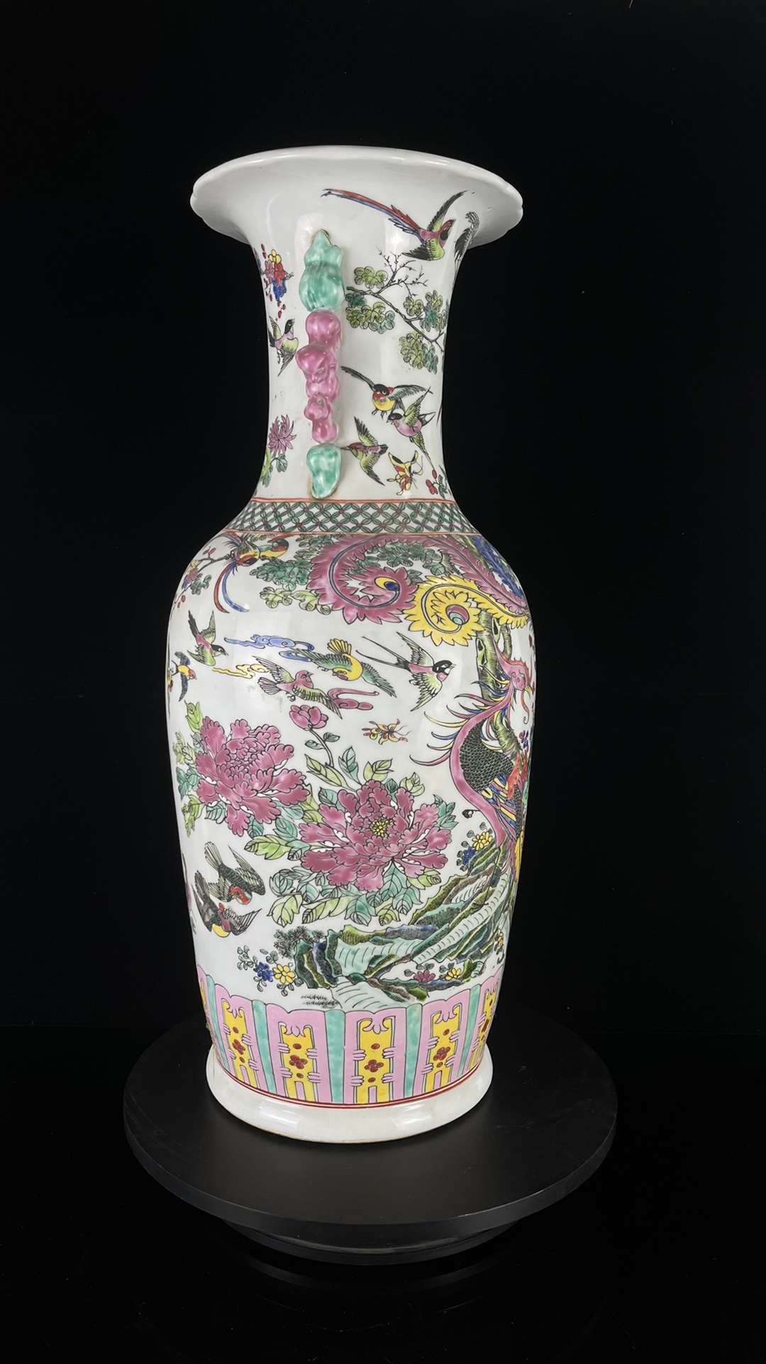 Large flower and bird vase made in the Kangxi period of the Qing Dynasty - Image 6 of 9