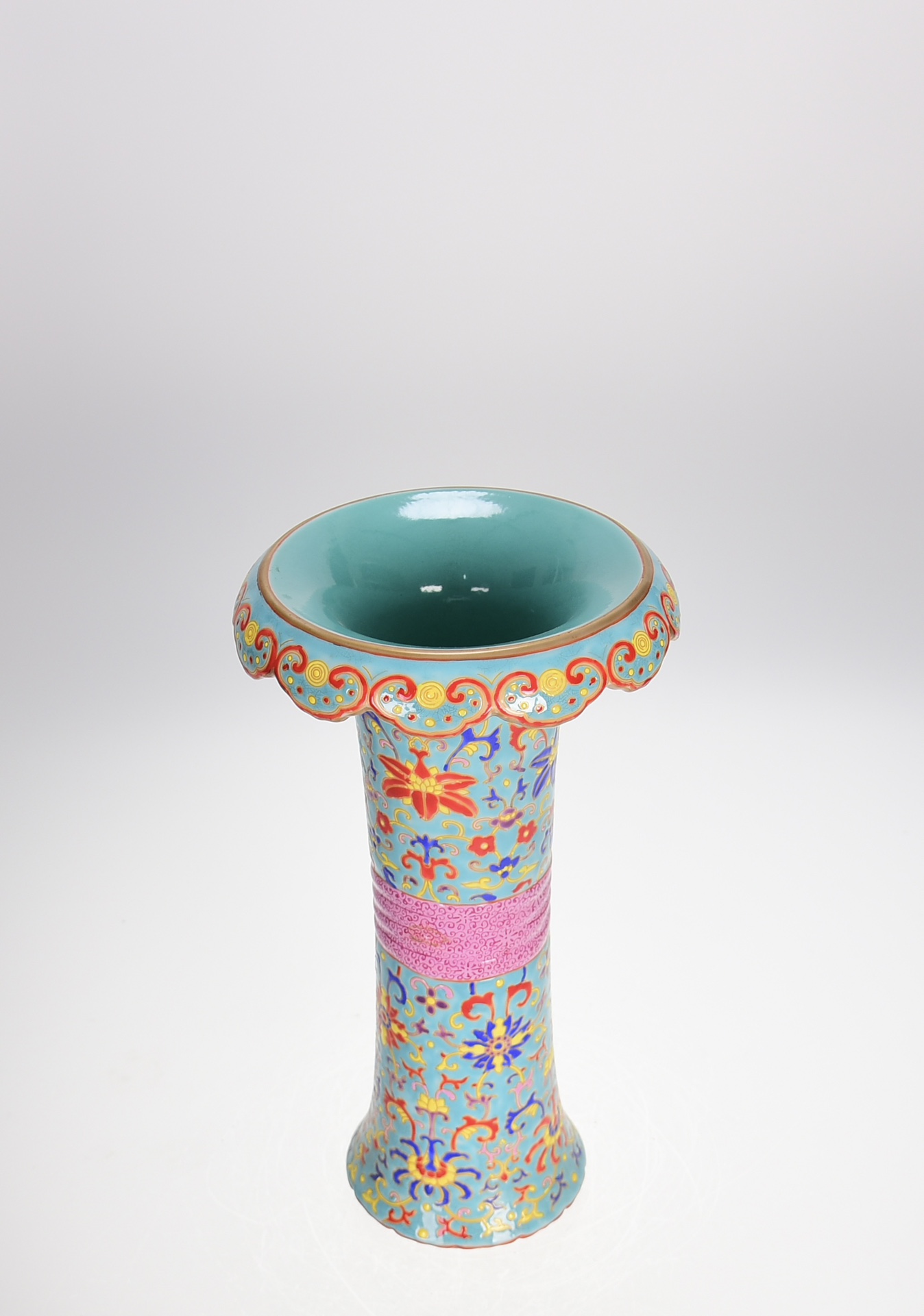 Qing Dynasty Qianlong Enamel Gold Goblet with Passion Flower Patterns - Image 8 of 9