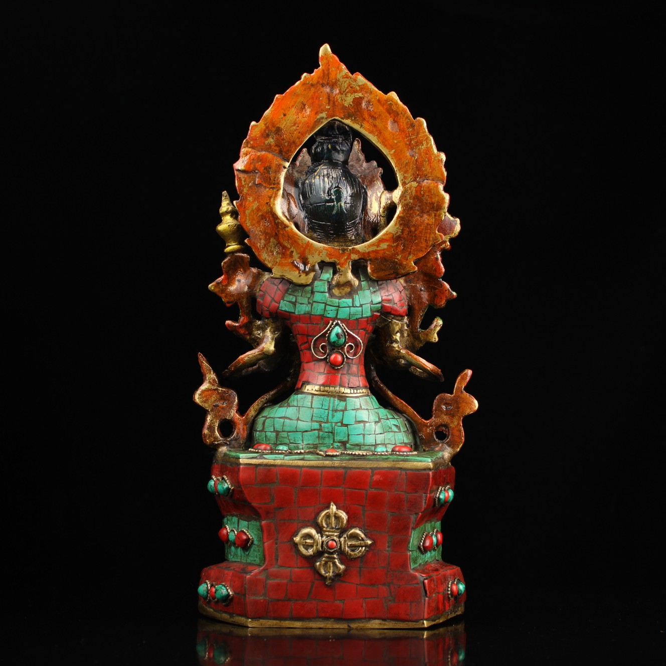 A pure hand-made bronze Buddha inlaid with precious stones, painted and painted with gold - Image 6 of 8