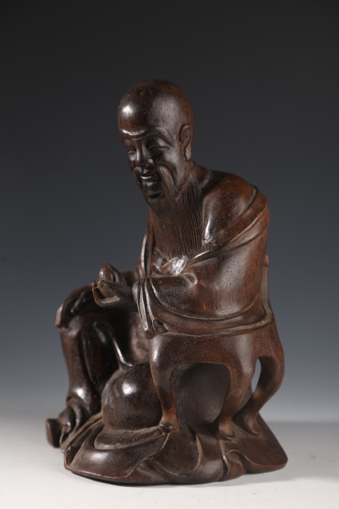 Qing Dynasty: Precious sunk old agarwood medicine fairy seated statue - Image 5 of 9