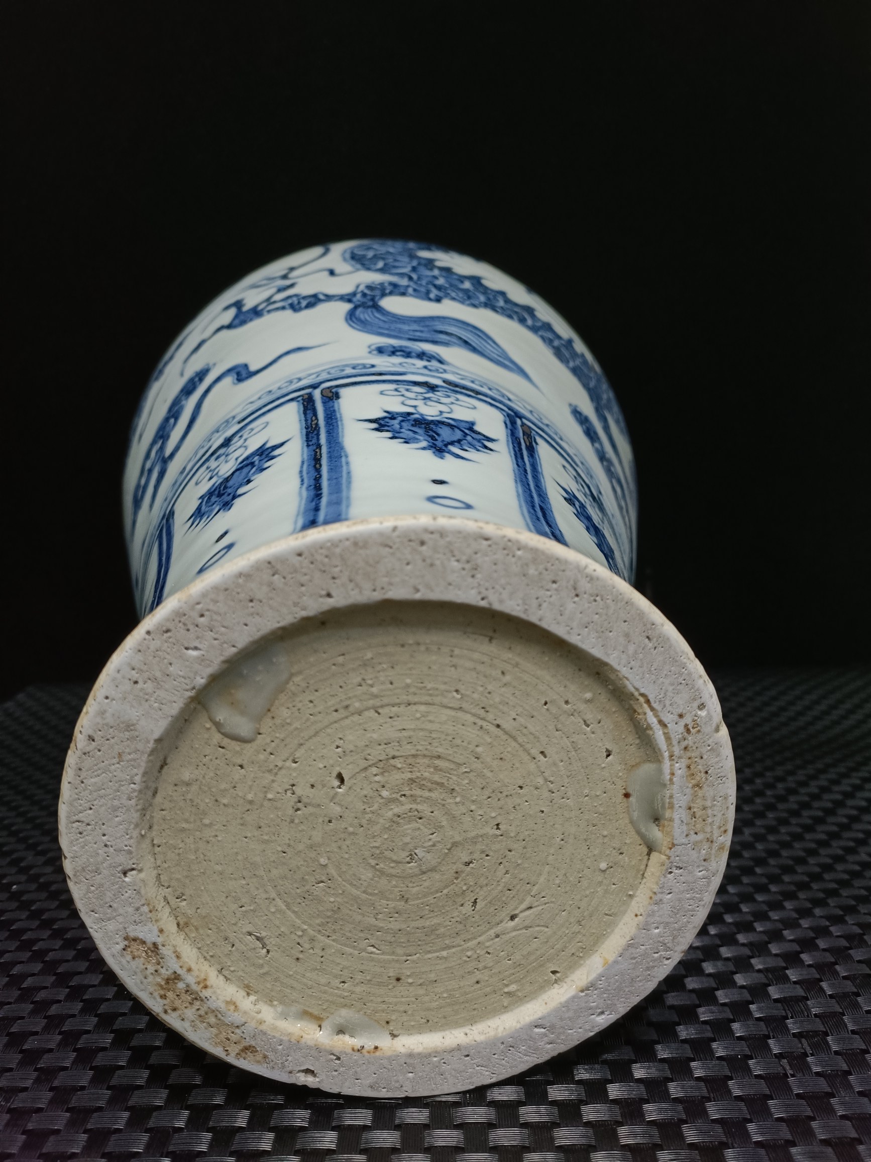 Ming dynasty blue and white plum vase with dragon pattern - Image 8 of 9