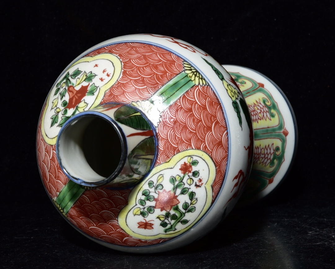 Ming Dynasty Wanli colorful dragon pattern plum vase - Image 7 of 8