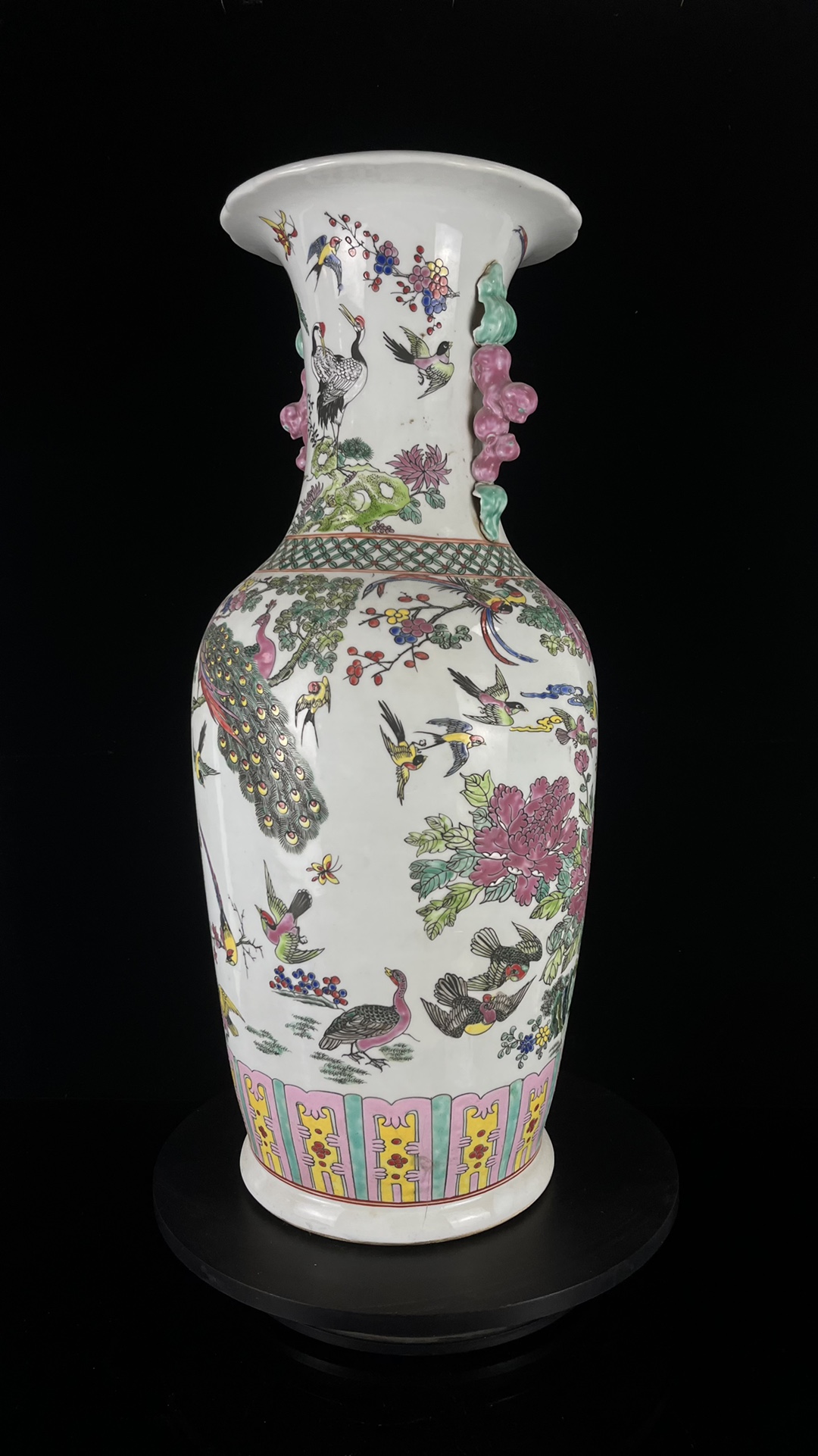 Large flower and bird vase made in the Kangxi period of the Qing Dynasty - Image 5 of 9