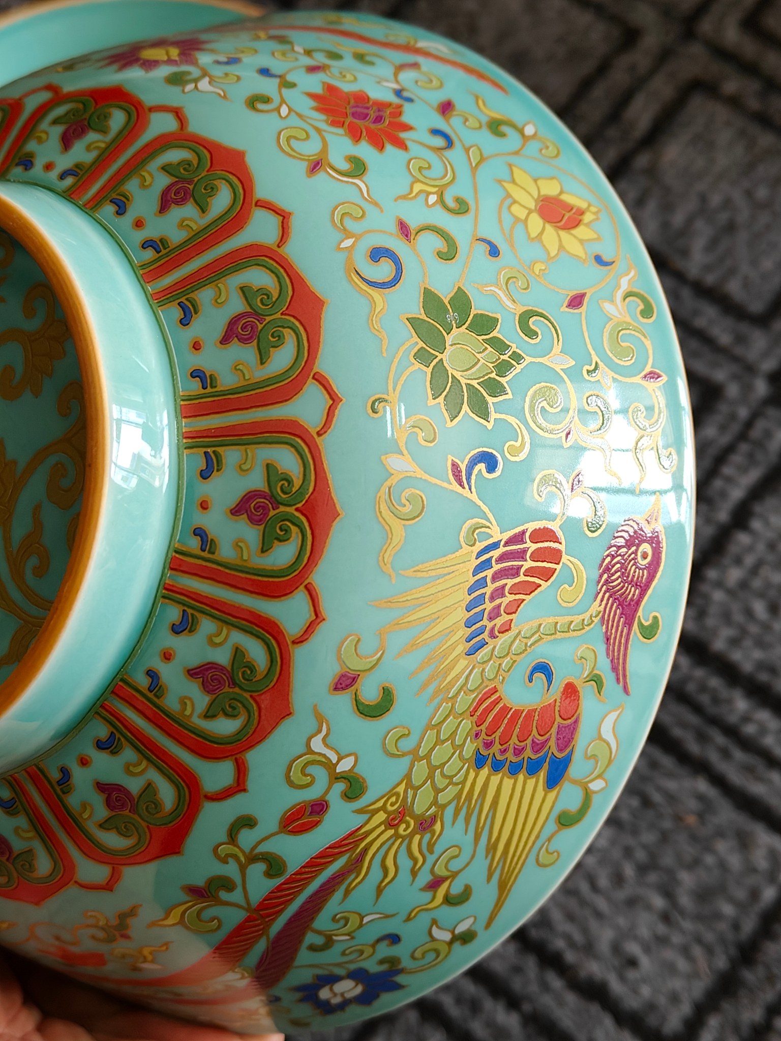 A pair of painted gold bowls made during the Chenghua period of the Ming Dynasty - Image 5 of 9