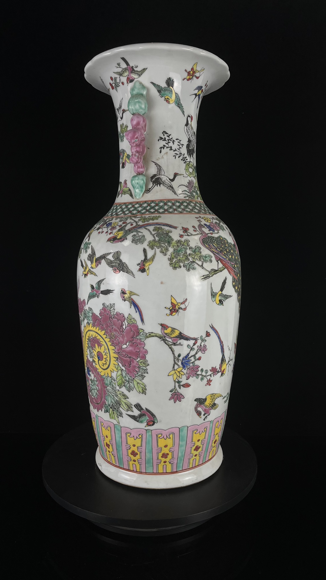 Large flower and bird vase made in the Kangxi period of the Qing Dynasty - Image 3 of 9