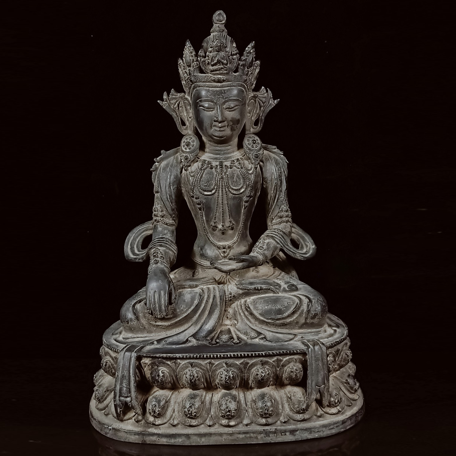 Ming Dynasty old bronze Buddha statue