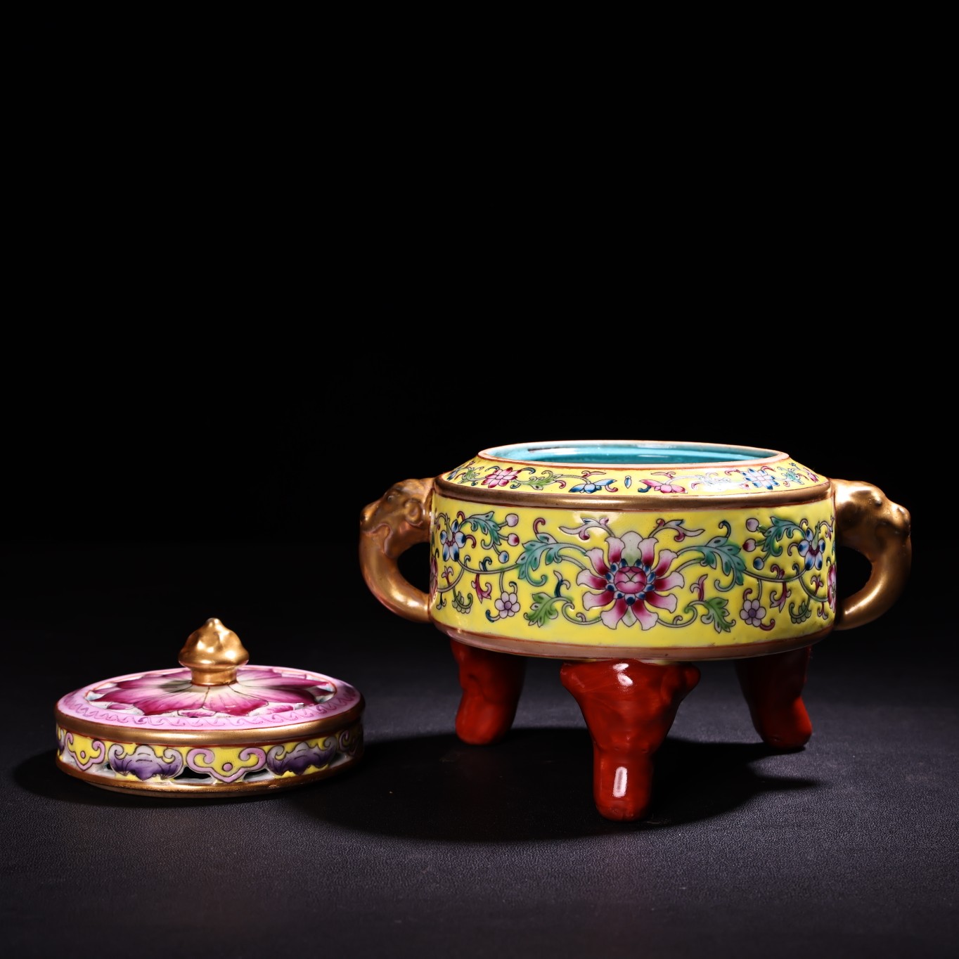 Qing Dynasty hand-painted enamel and gilt porcelain incense burner - Image 4 of 8