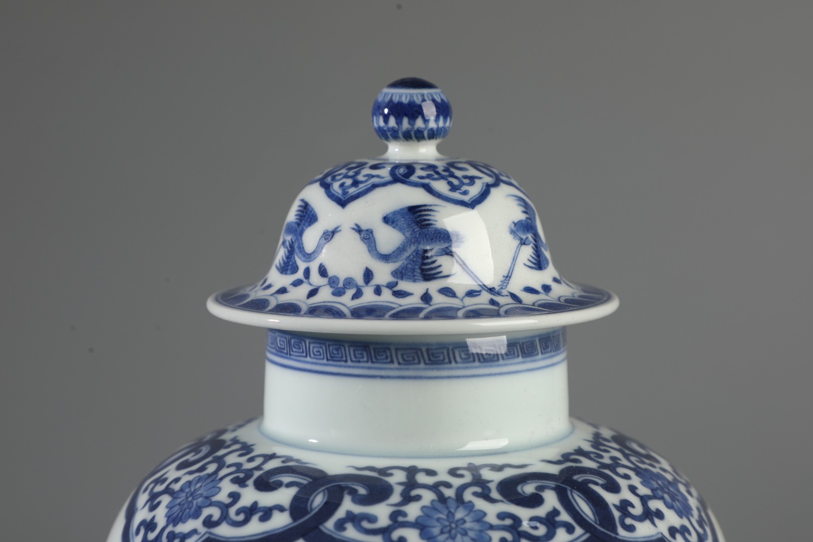 Blue and white jar made during the reign of Emperor Kangxi of the Qing Dynasty - Image 3 of 9