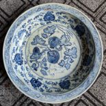 Fine yuan blue and white plate