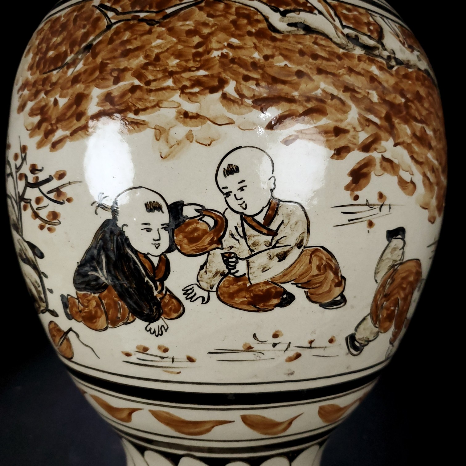Song Dynasty Cizhou kiln painting "Spring Picture" high-legged jar - Image 5 of 9