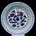 Ming Xuande blue and white glaze with red melon and fruit pattern wash