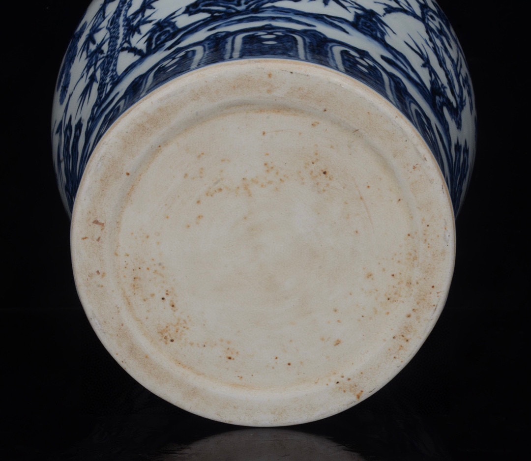 Ming dynasty blue and white plum vase with pine, bamboo and plum patterns - Image 9 of 9
