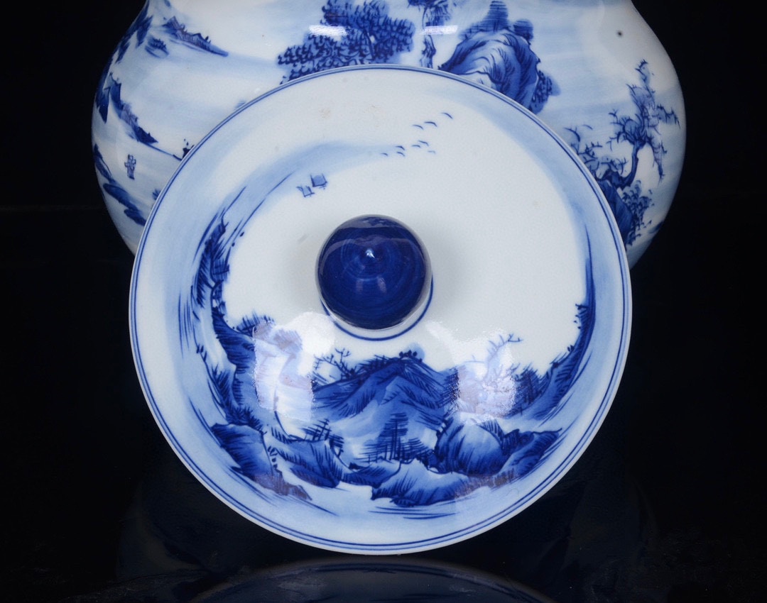 Qing Kangxi blue and white landscape pattern lid jar - Image 2 of 9