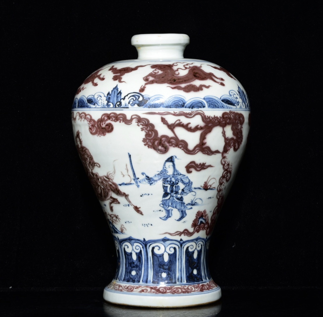 Xuande blue and white underglaze red plum vase with character story pattern in Ming Dynasty - Image 3 of 9