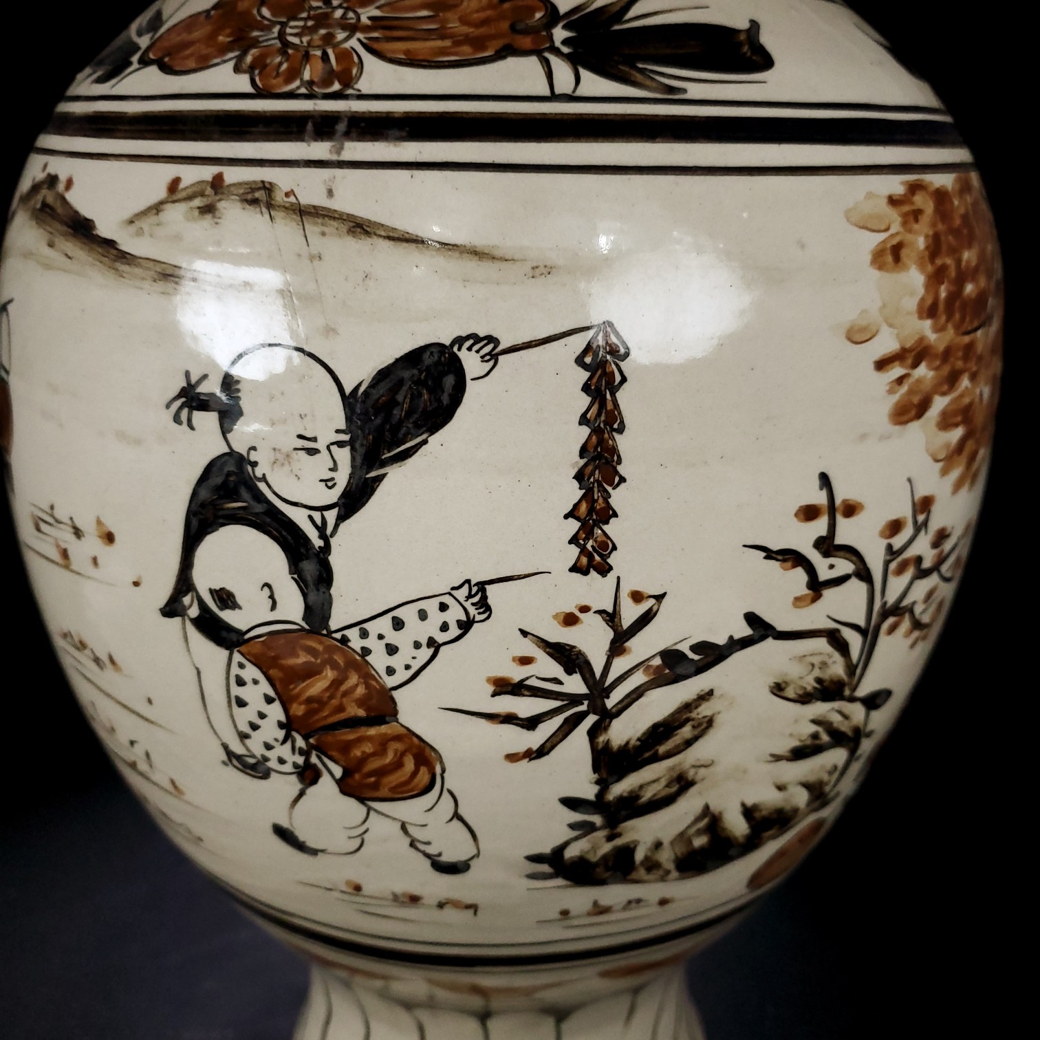 Song Dynasty Cizhou kiln painting "Spring Picture" high-legged jar - Image 6 of 9