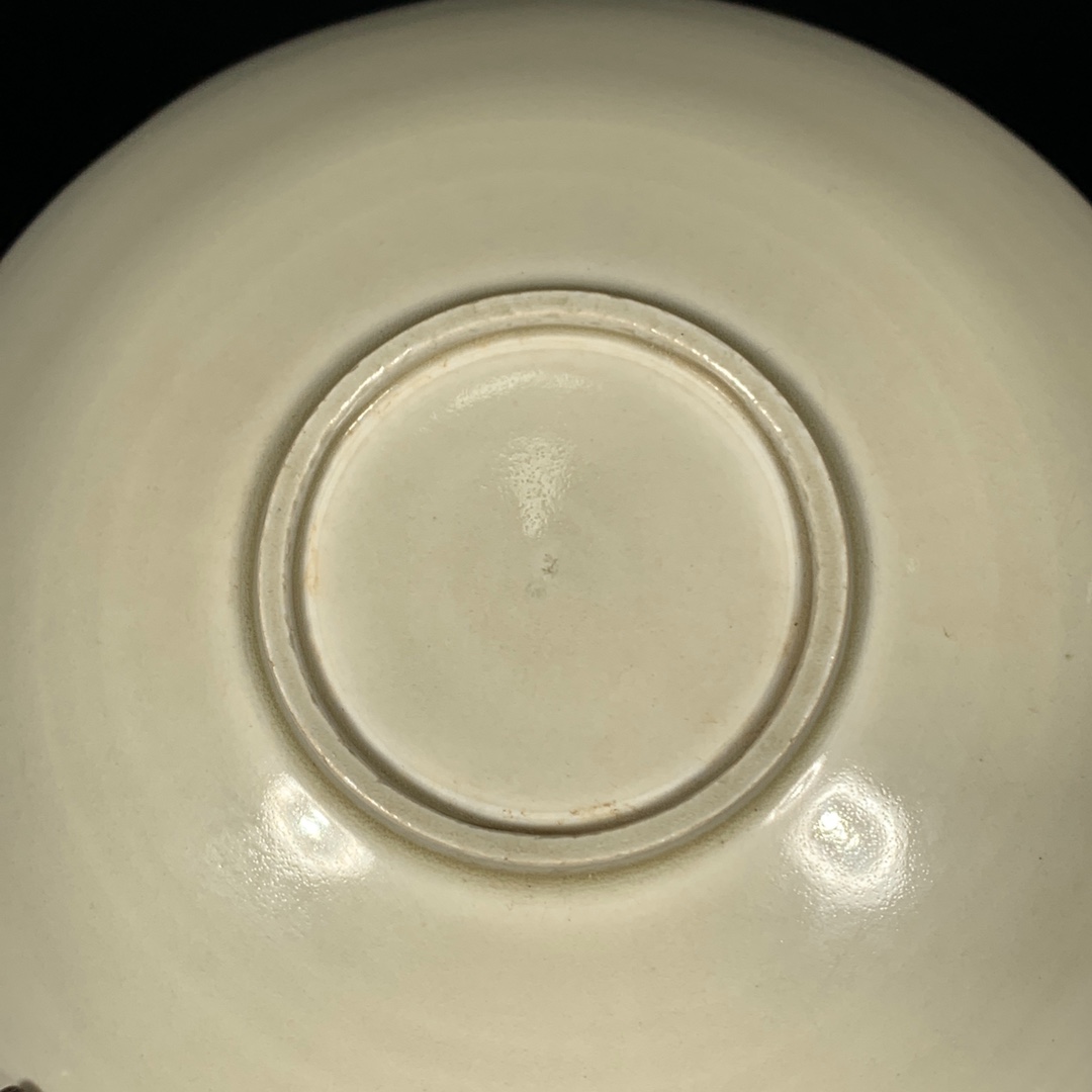 Song Dynasty Ding kiln gold and jade plate with fish pattern - Image 9 of 9