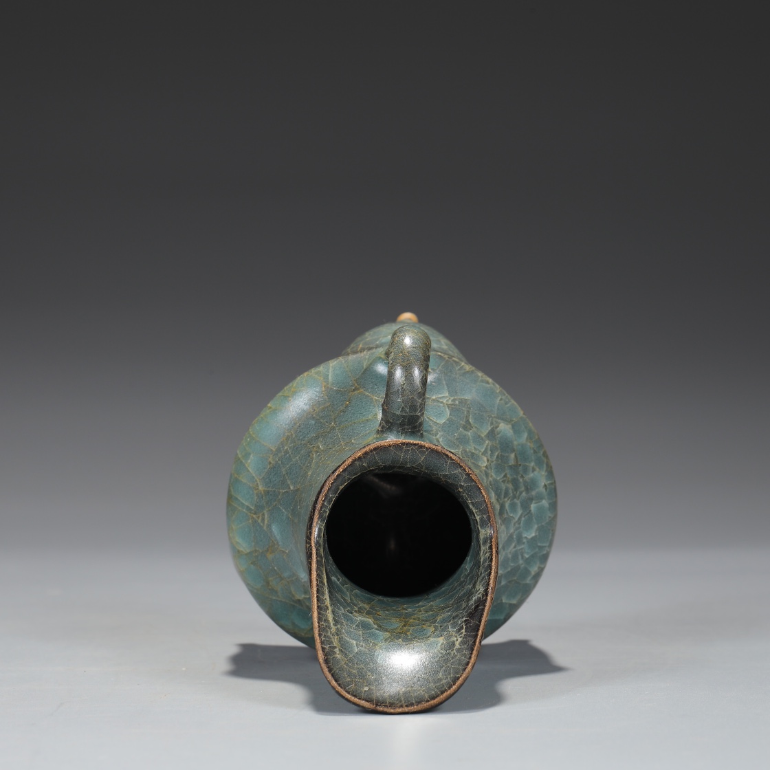 Southern Song Dynasty Xiunei Siguan kiln borneol pattern wine bottle - Image 5 of 9