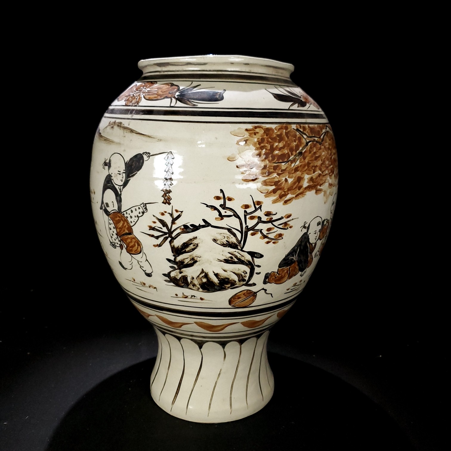Song Dynasty Cizhou kiln painting "Spring Picture" high-legged jar - Image 3 of 9